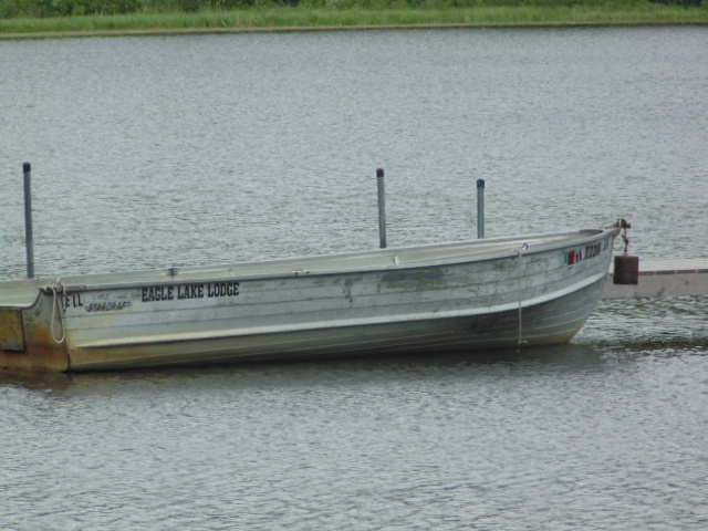 Eagle Lake Lodge - camp boat availble for each cabin